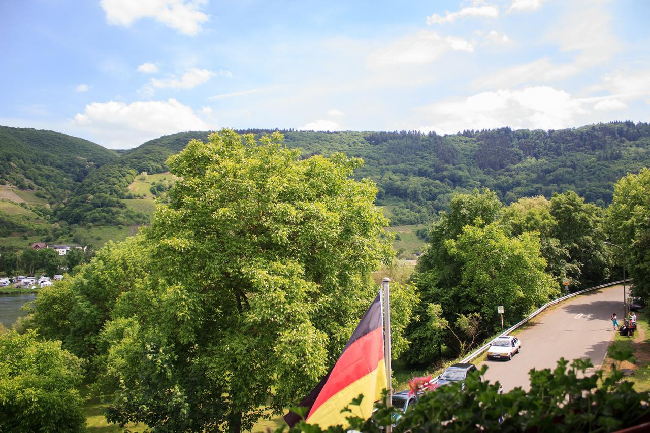 Zur Bruecke Guest house